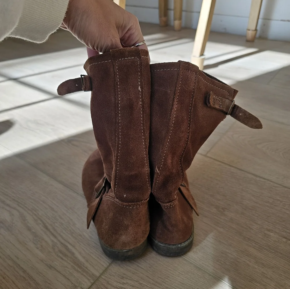 Jeffrey Campbell Dakota Leather Pull On Boots - Picture 9 of 10